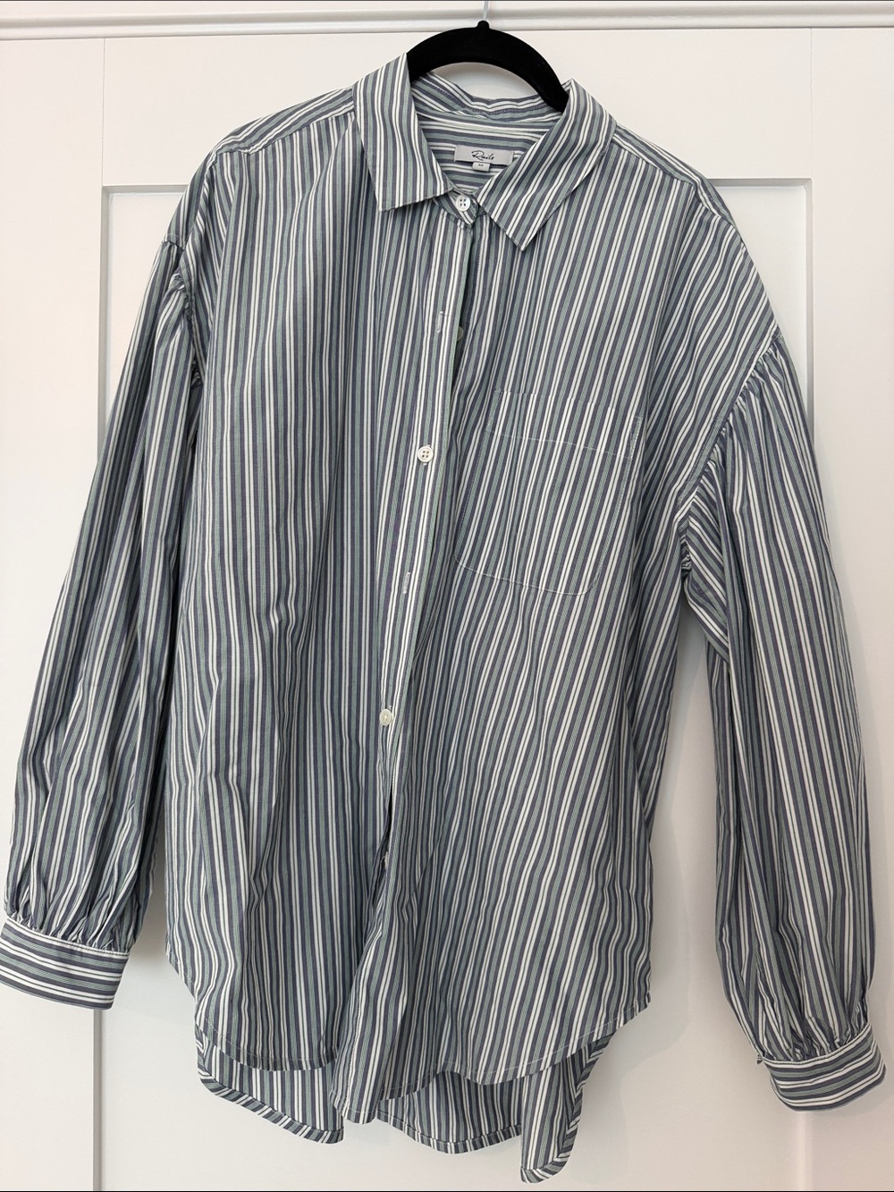 Rails Men's Blue and White Stripe Button-Down Shirt